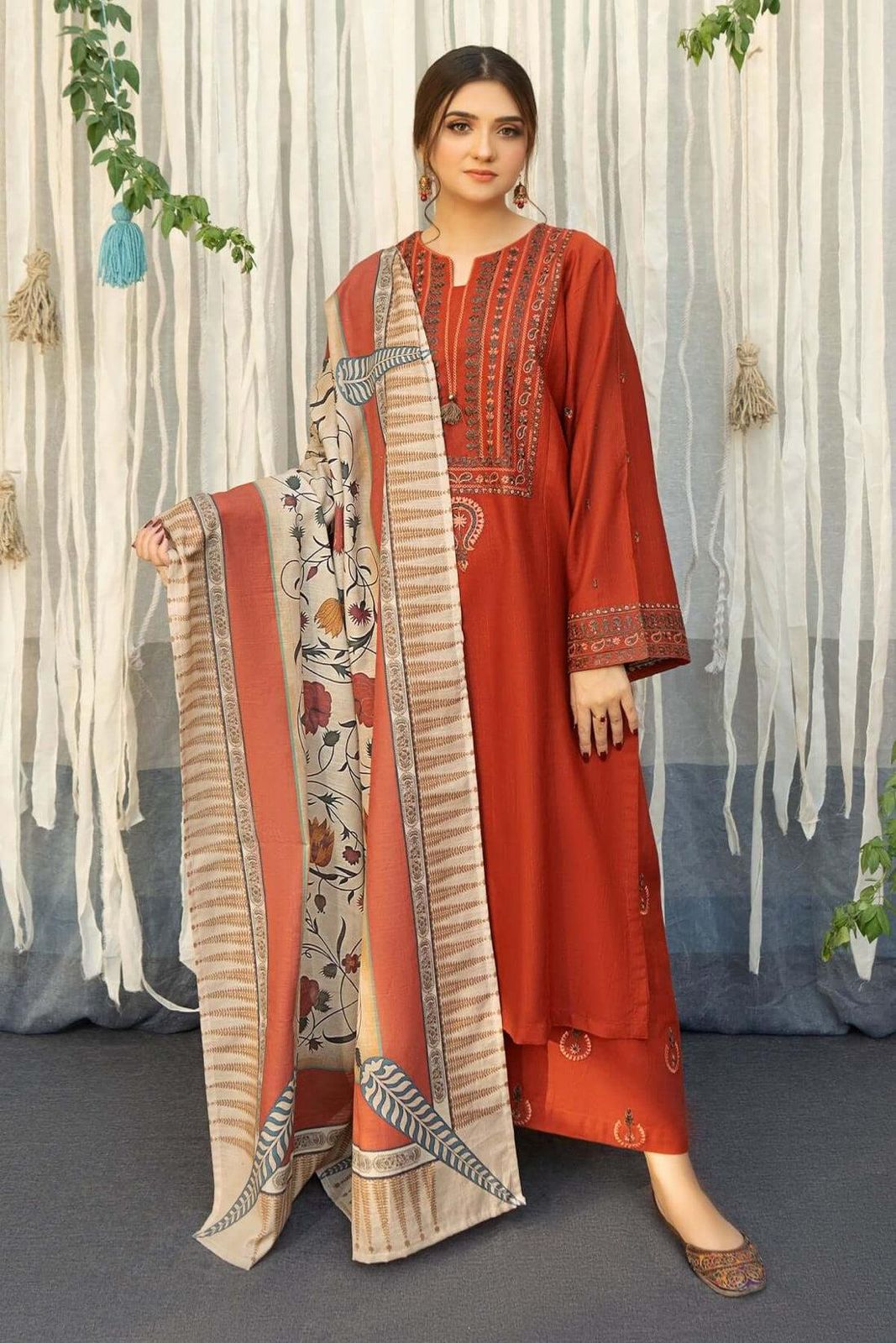 Classic Winter Dhanak Suit
